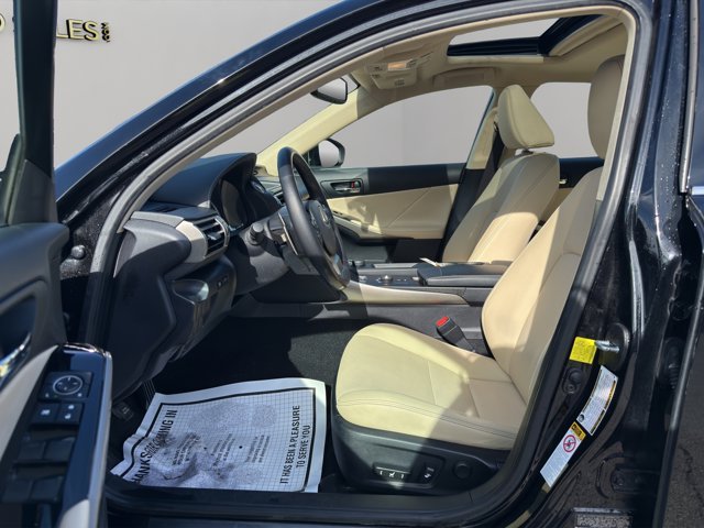 Used 2016 Black Lexus  image 9