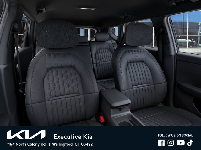 New 2027 Black Kia X-Line S image 15