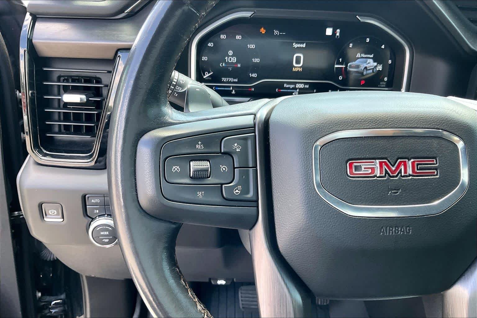 Used 2022 Onyx Black GMC AT4 image 24