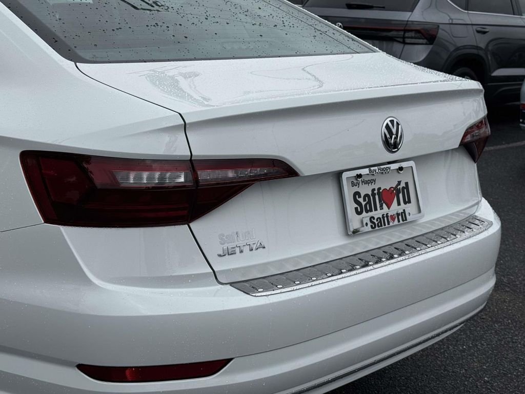 2021 Volkswagen Jetta SE - Photo 11