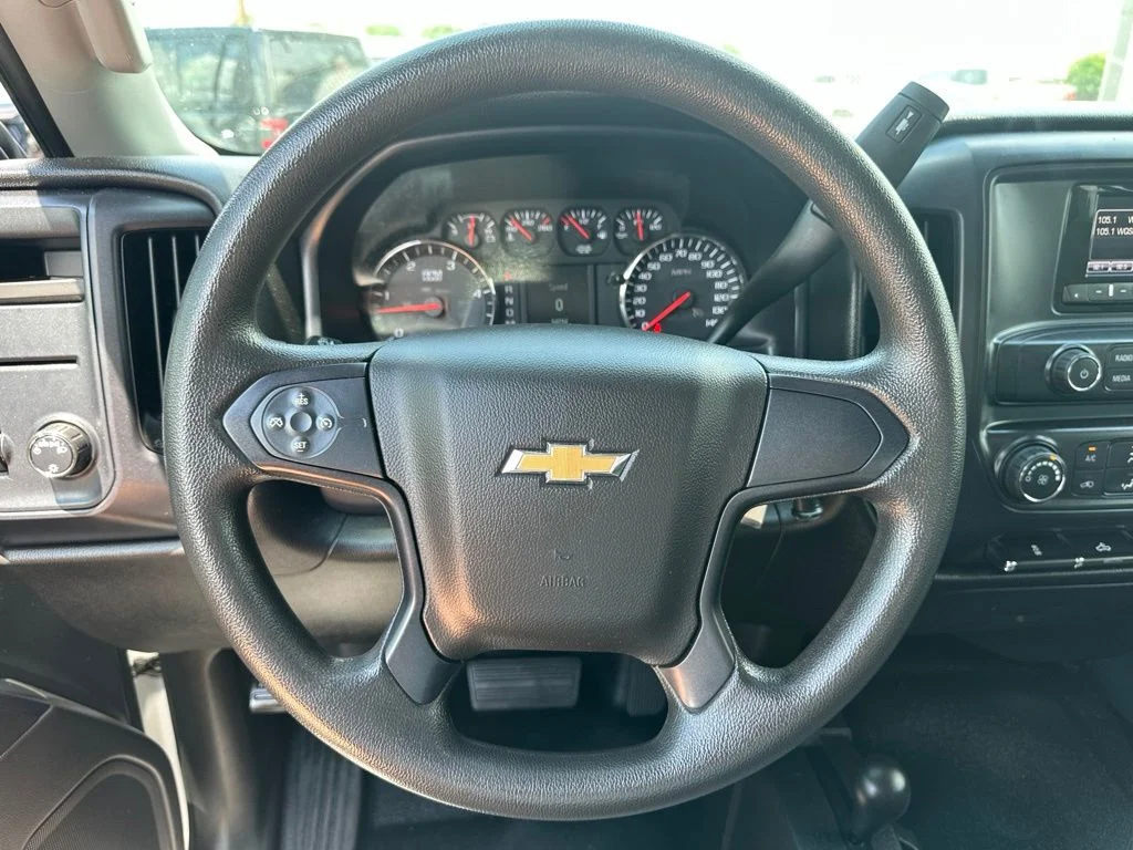 Used 2015 White Chevrolet Work Truck image 39