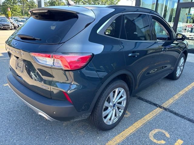 Used 2022 Blue Metallic Ford Titanium Hybrid image 5
