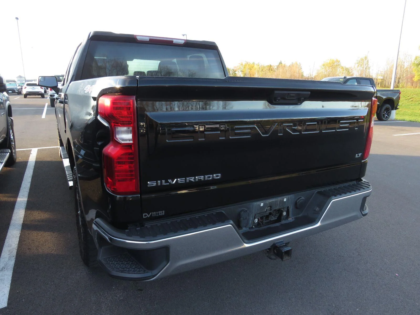 Used 2023  CHEVROLET TRUCK  image 12