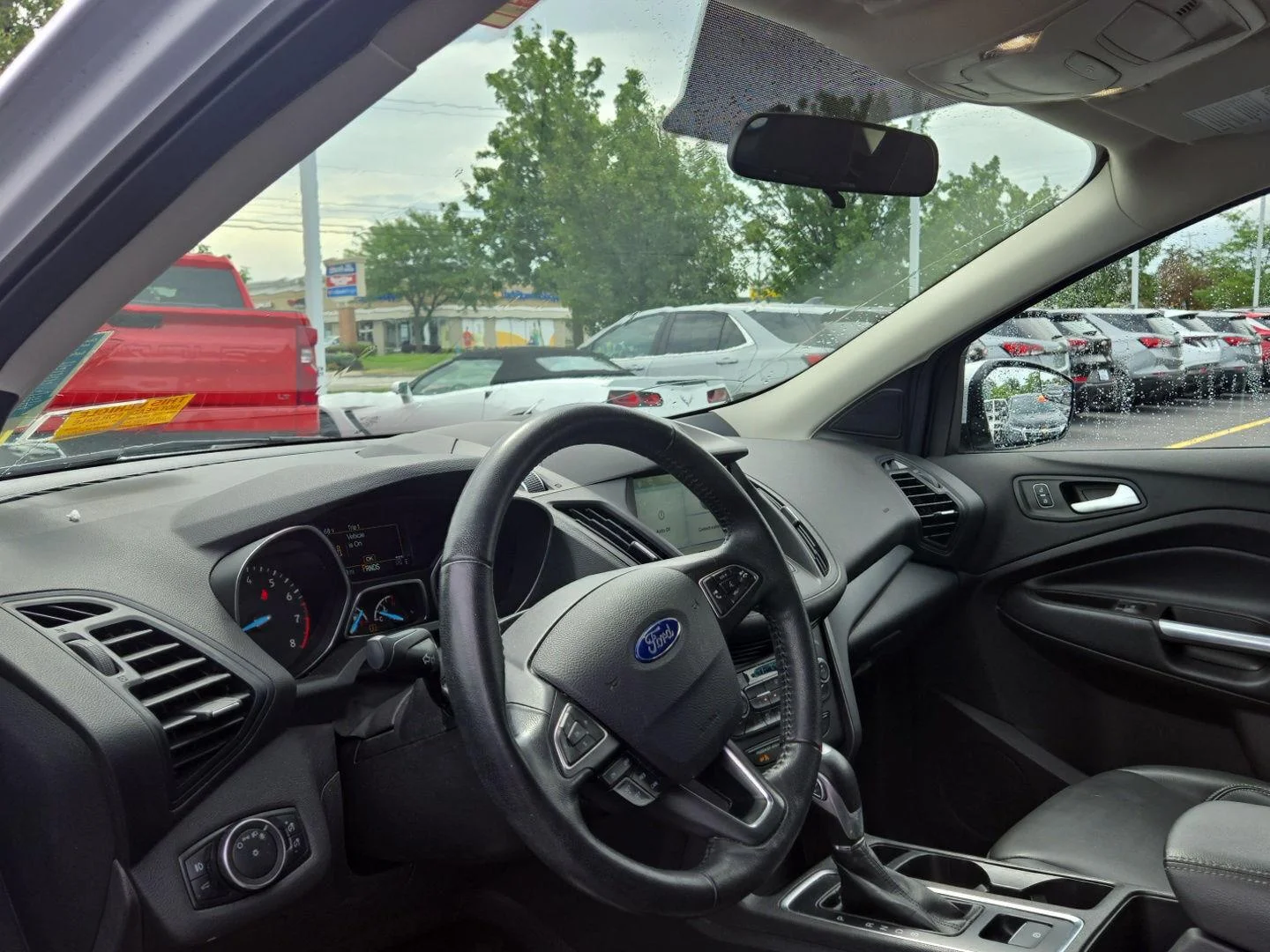 Used 2019 Oxford White Ford SEL image 2