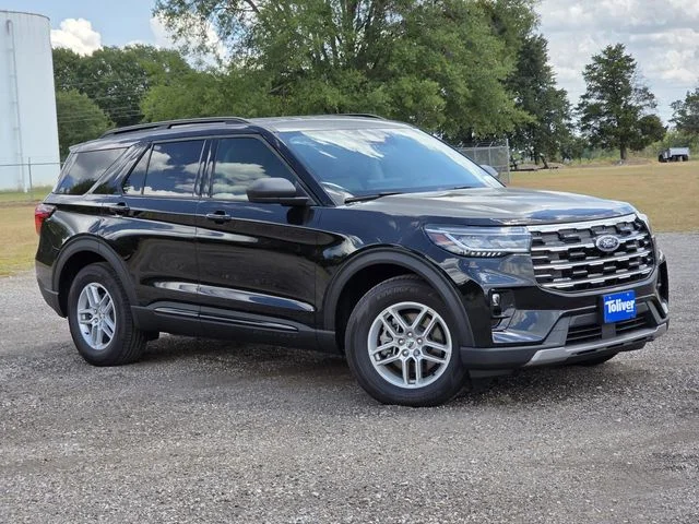 New 2026 Agate Black Metallic Ford Active image 2