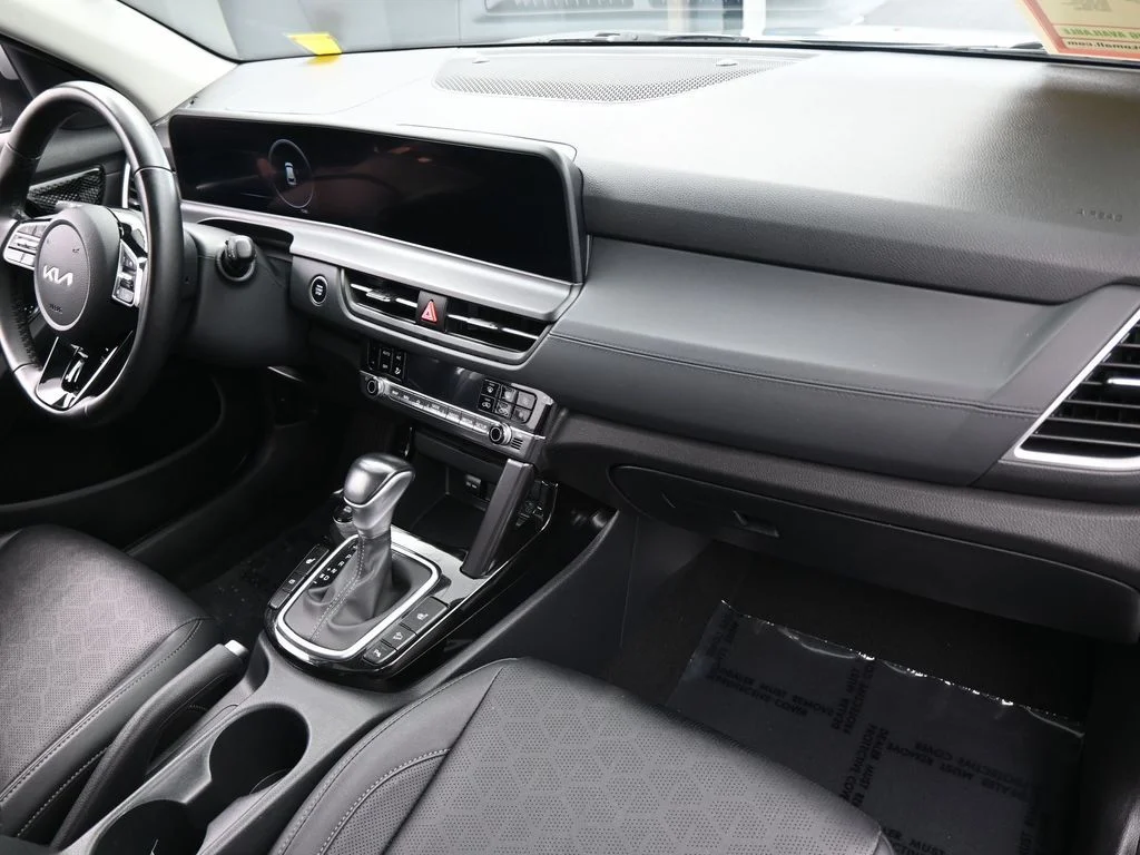 Used 2025 Steel Gray Kia EX image 42