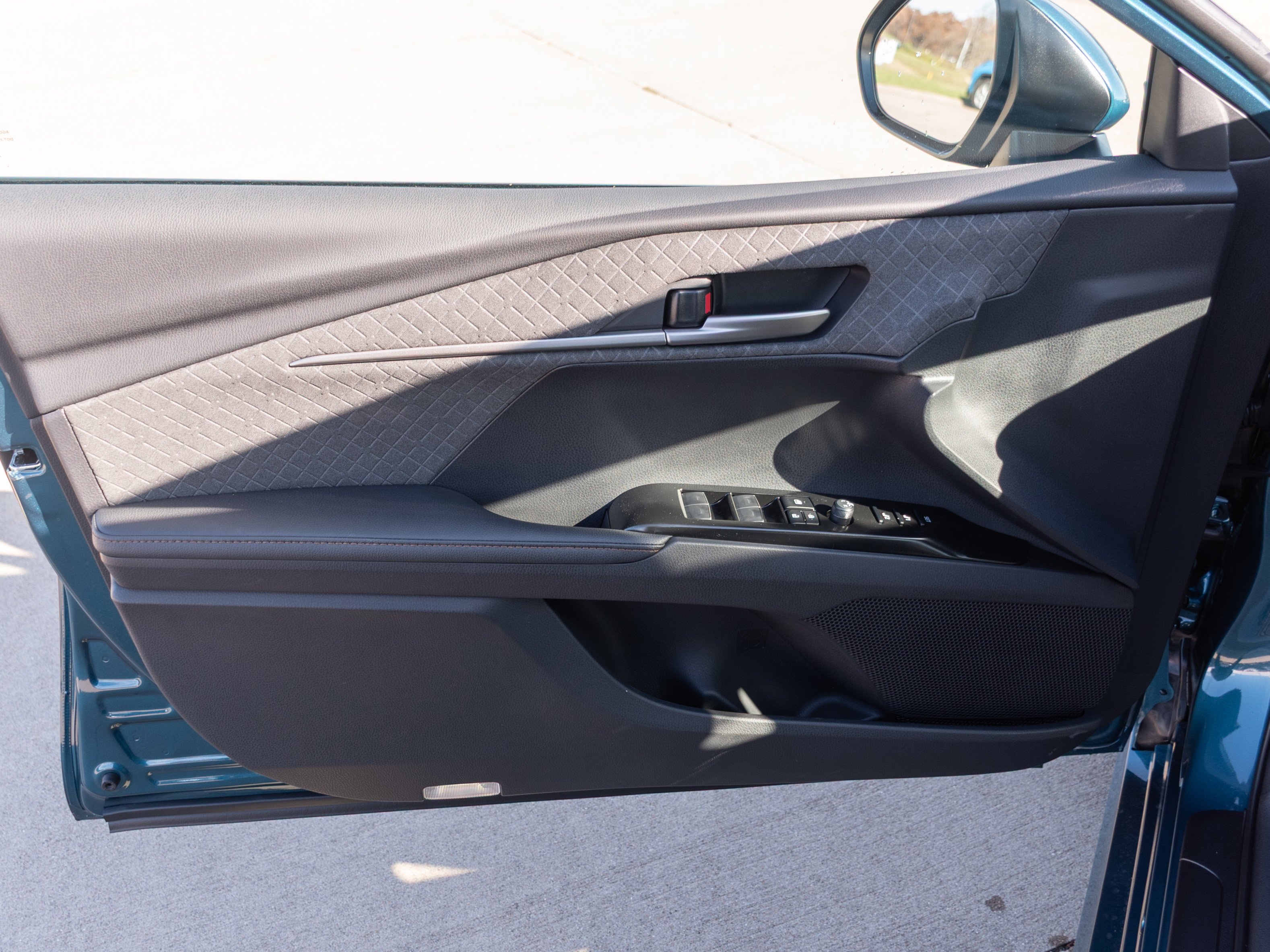 New 2026 Ocean Gem Toyota  XLE AWD image 9