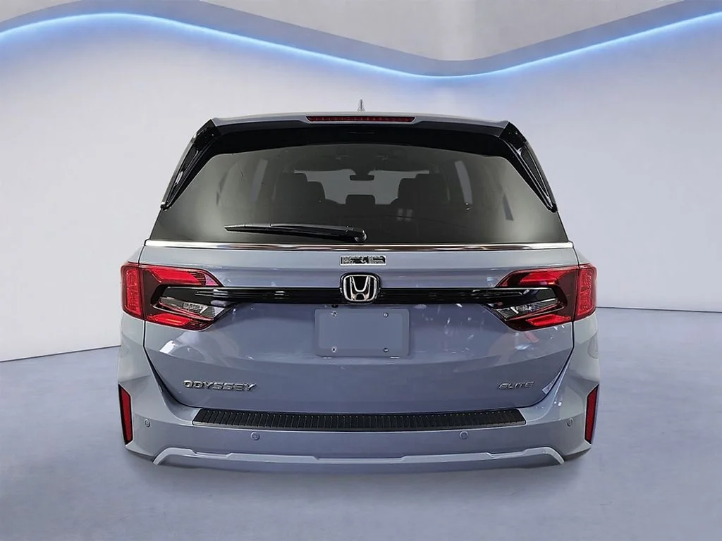 New 2026 Sonic Gray Pearl Honda Elite image 4