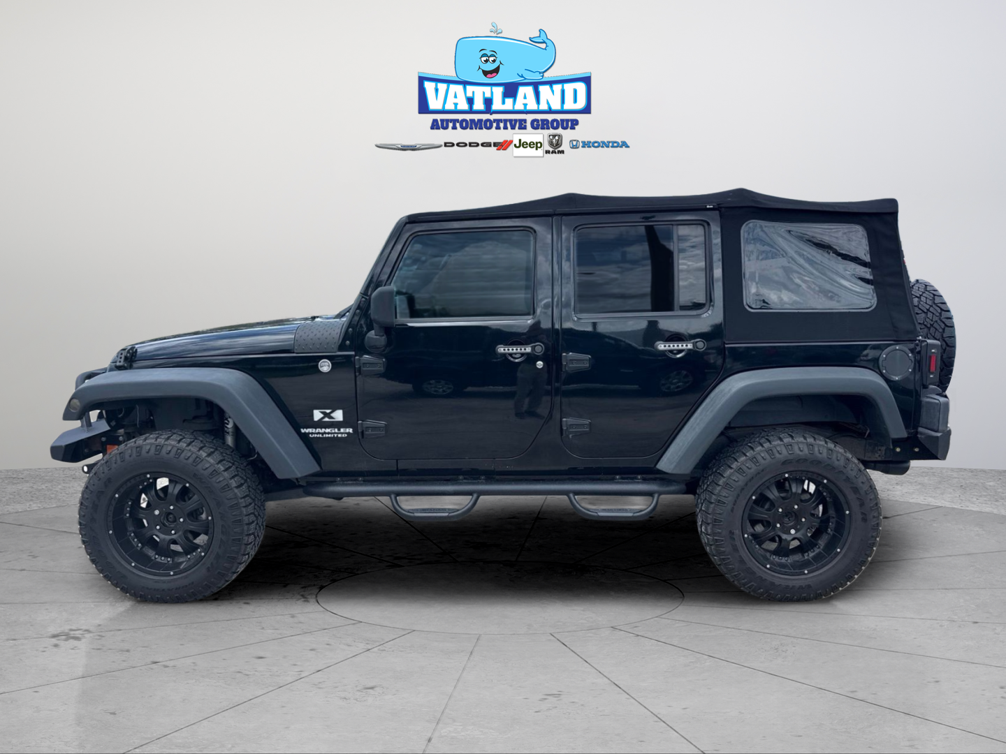 Used 2008 Black Jeep Unlimited X image 12