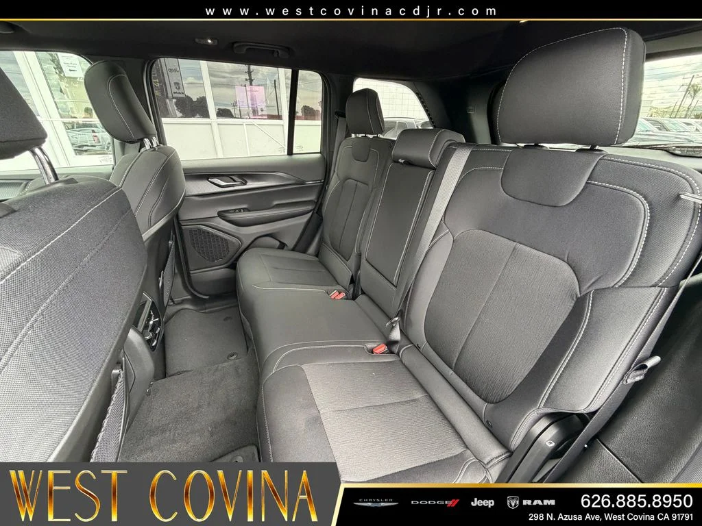 New 2026 Bright White Clearcoat Jeep Laredo X image 20