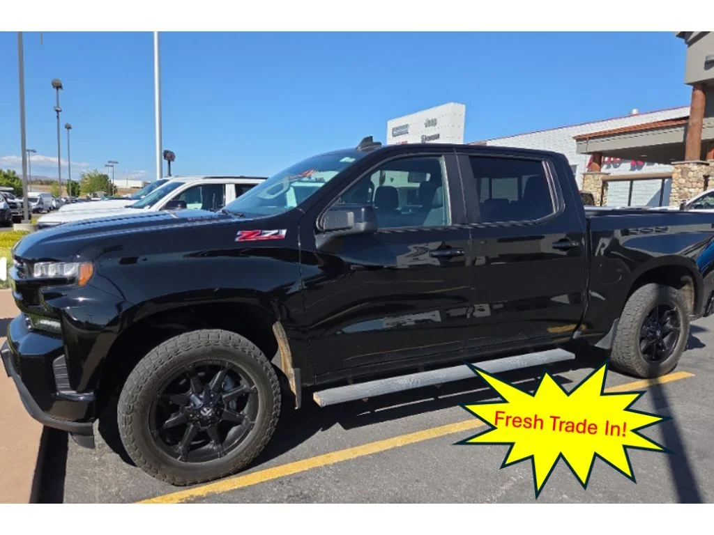2021 Chevrolet Silverado 1500 RST 4X4 Crew Cab Short Box's photo