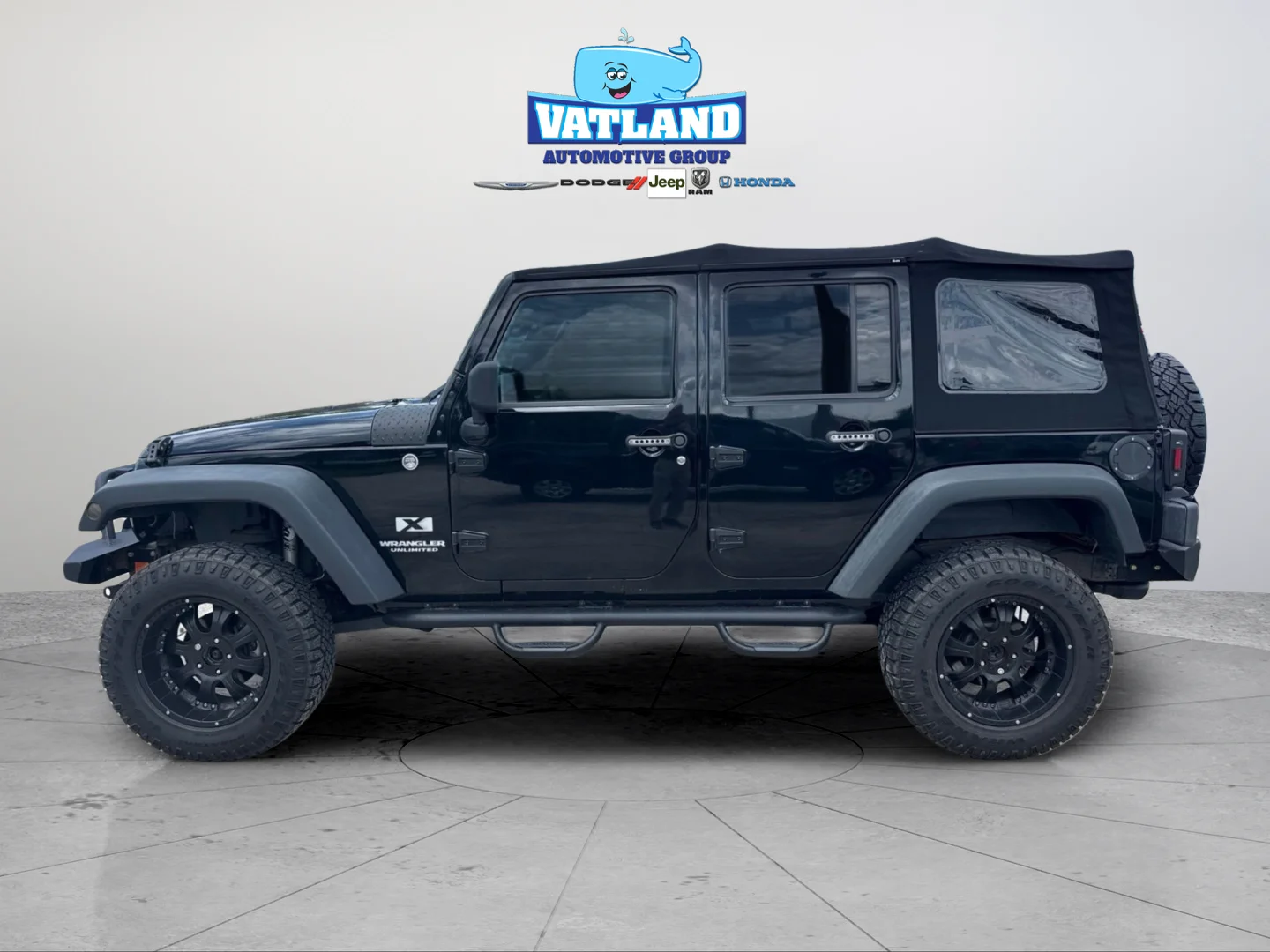 Used 2008 Black Jeep Unlimited X image 12