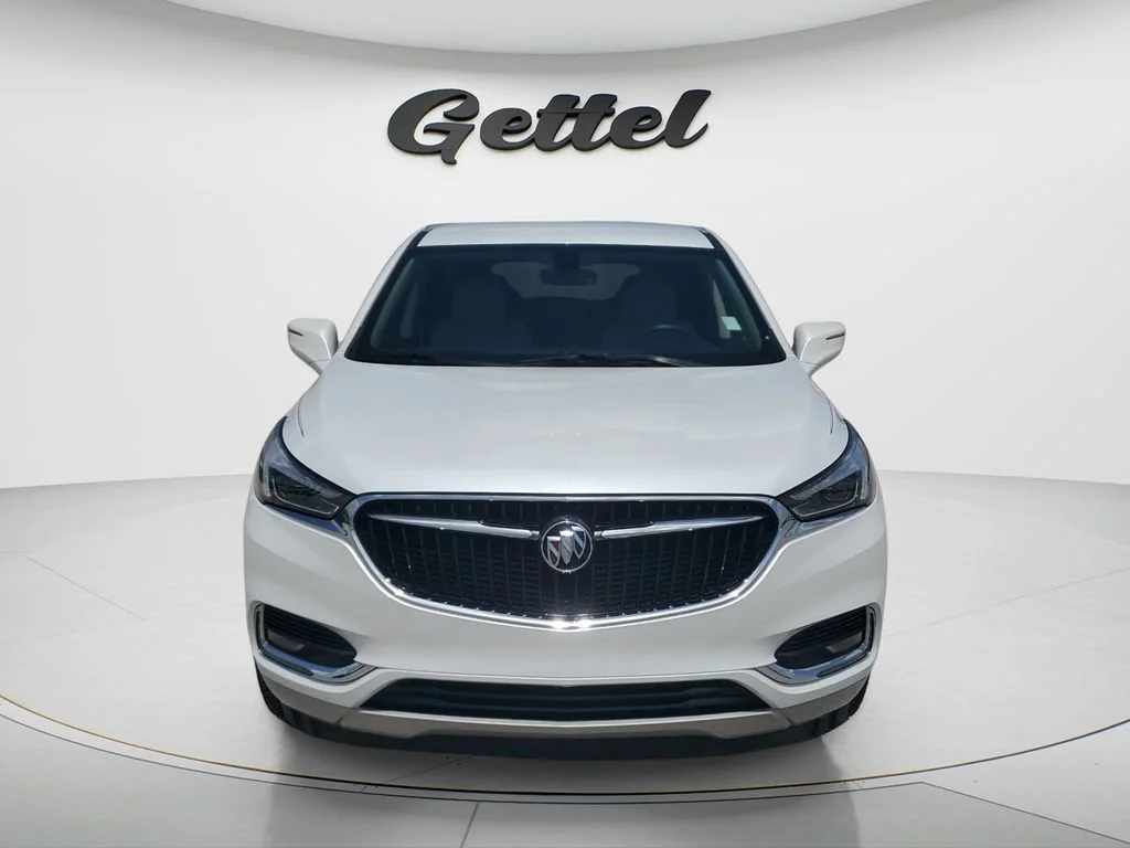 Used 2020 Includes Satin Nickel lower exterior accent color.) Buick Essence image 2