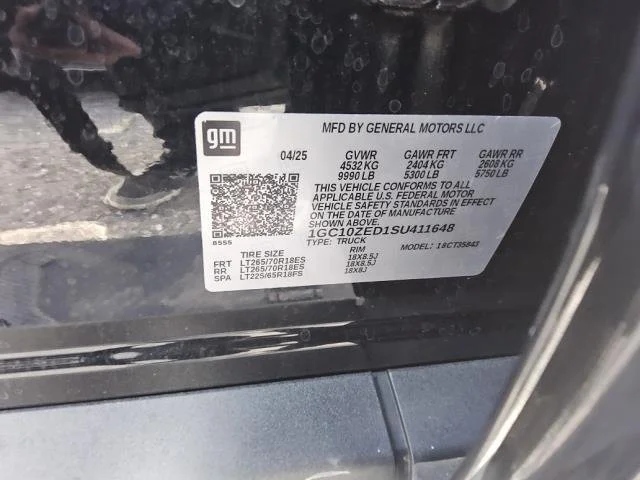 Used 2025 Black Chevrolet LT - Extended Range image 23