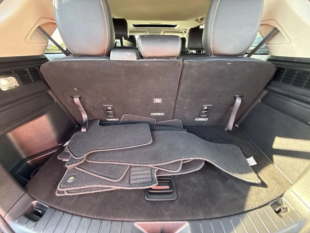 Used 2024 Blue Mazda Preferred image 27