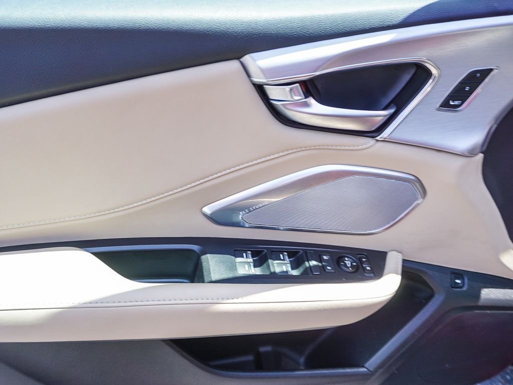 Used 2021  Acura Technology Package image 19