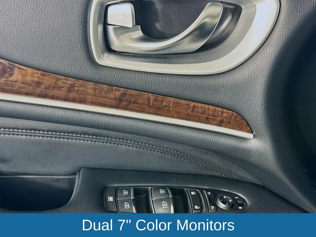 Used 2014 Gray INFINITI  image 23