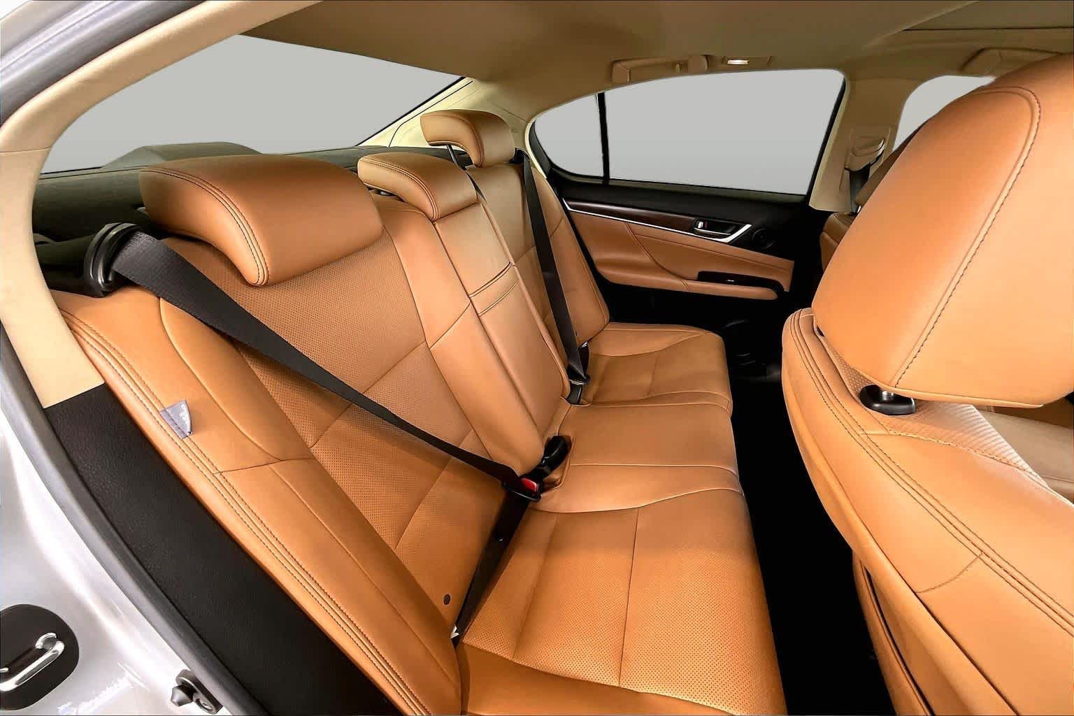 Used 2013 Liquid Platinum Lexus  image 21