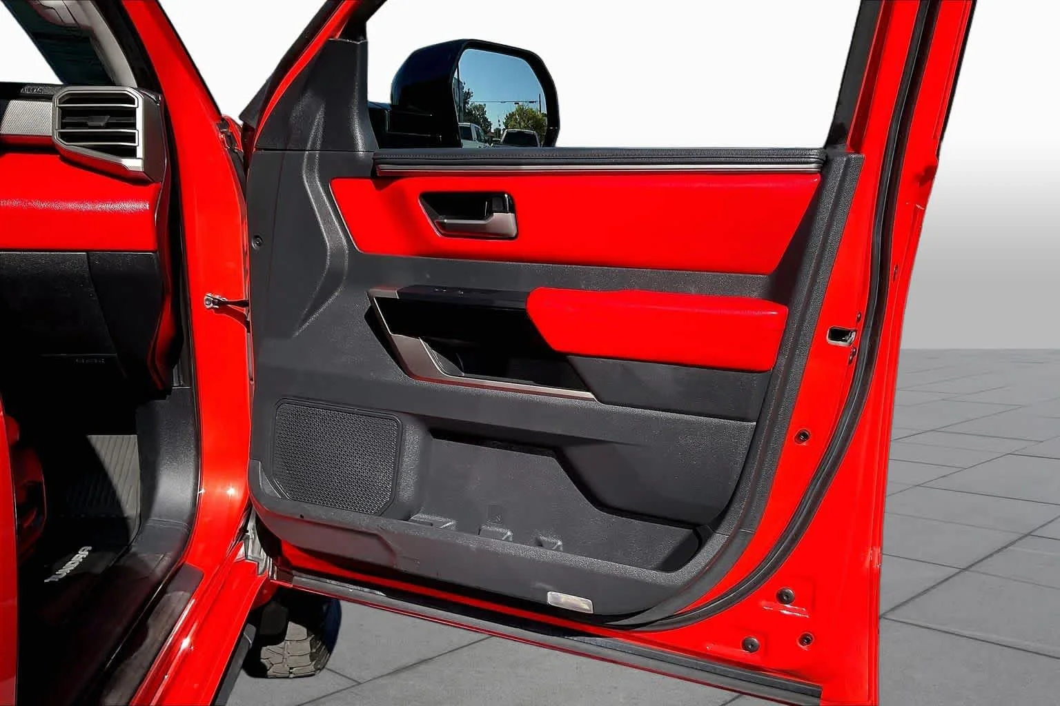 Used 2024 Solar Octane Toyota Limited image 22