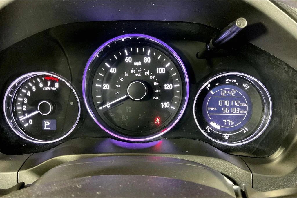 Used 2018  Honda EX image 20
