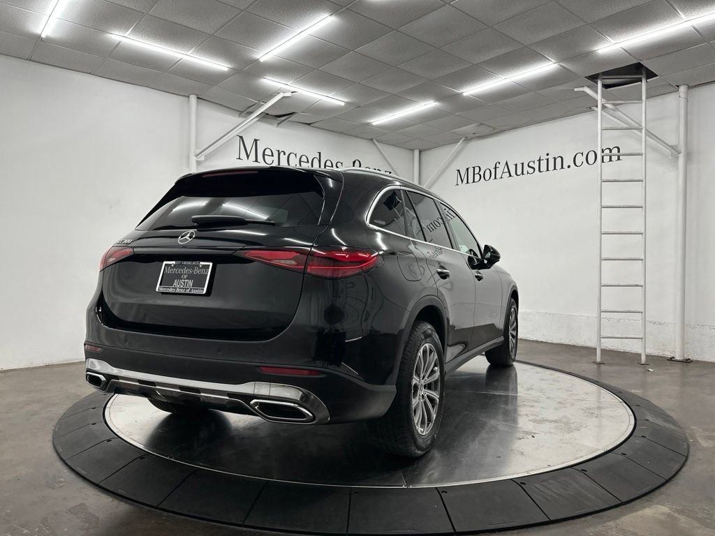 New 2026 Black Mercedes-Benz GLC 300 image 37