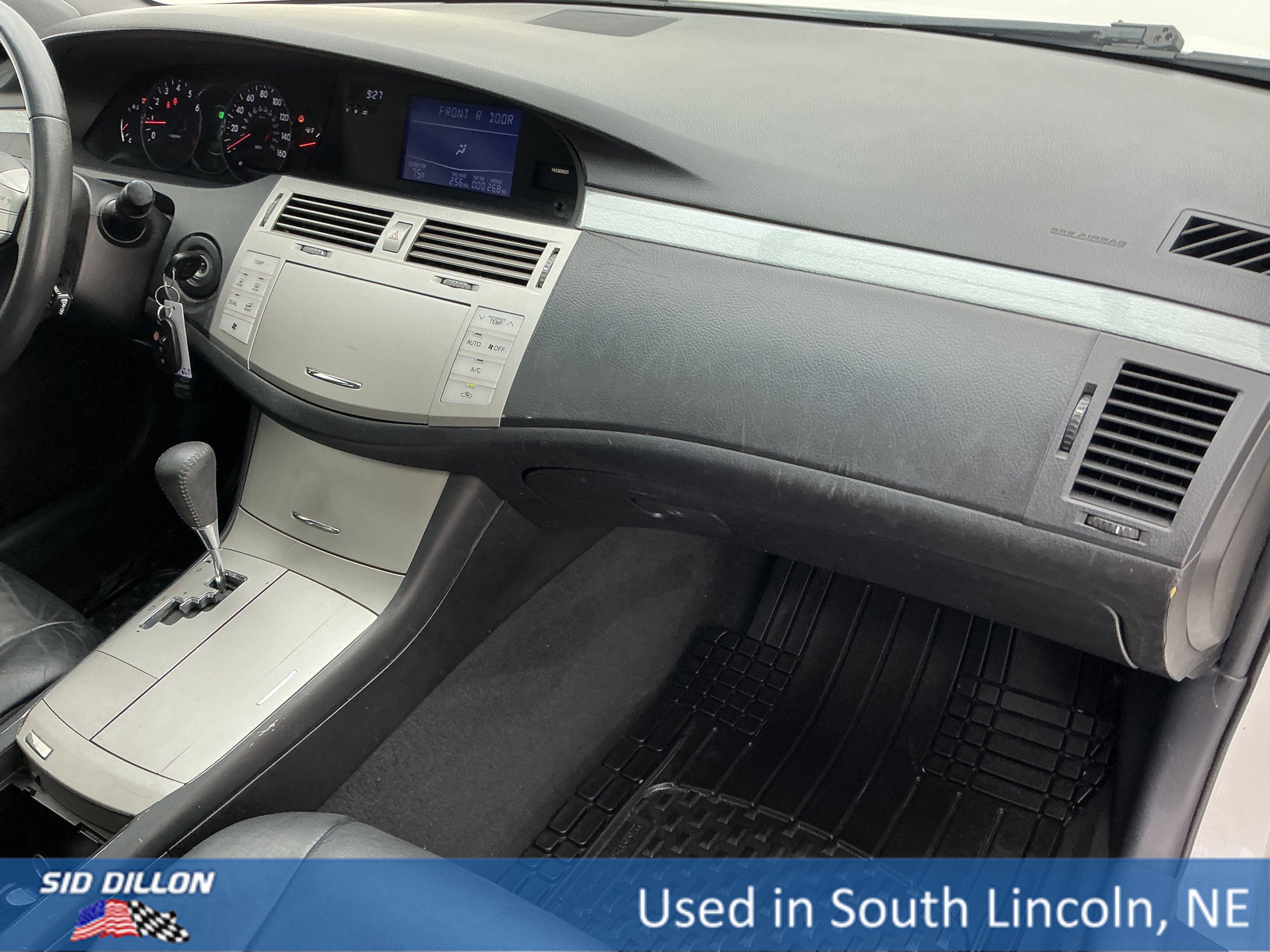 Used 2005 Blizzard Pearl Toyota XLS image 23