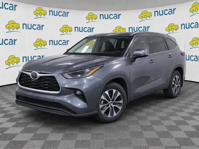 2025 Toyota Highlander XLE