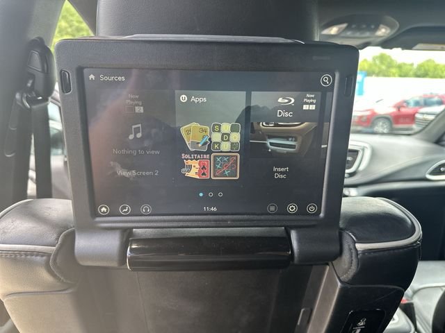 Used 2018 Black Chrysler Limited image 53