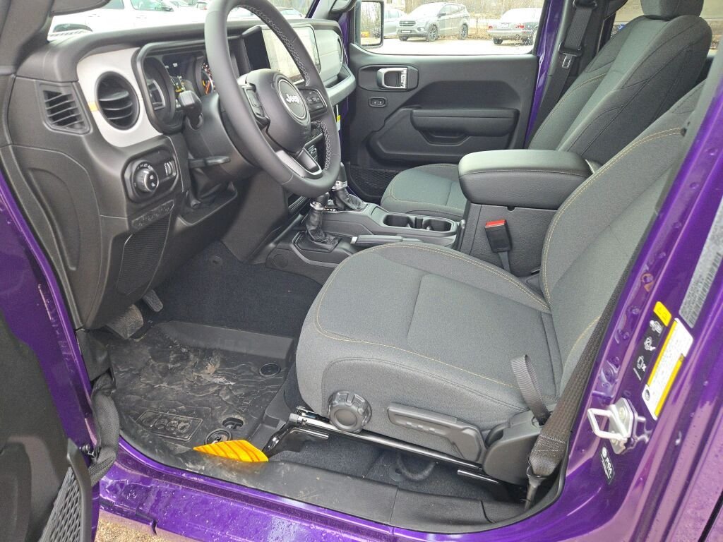 New 2026 Reign Jeep Sport S image 21