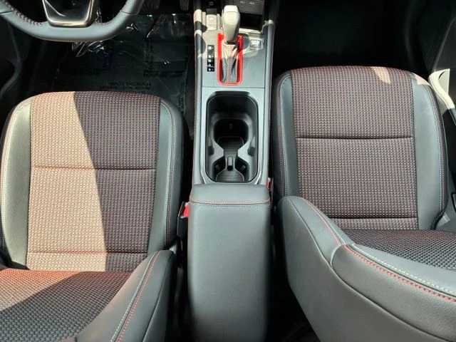 2026 Nissan KICKS SR - Photo 12