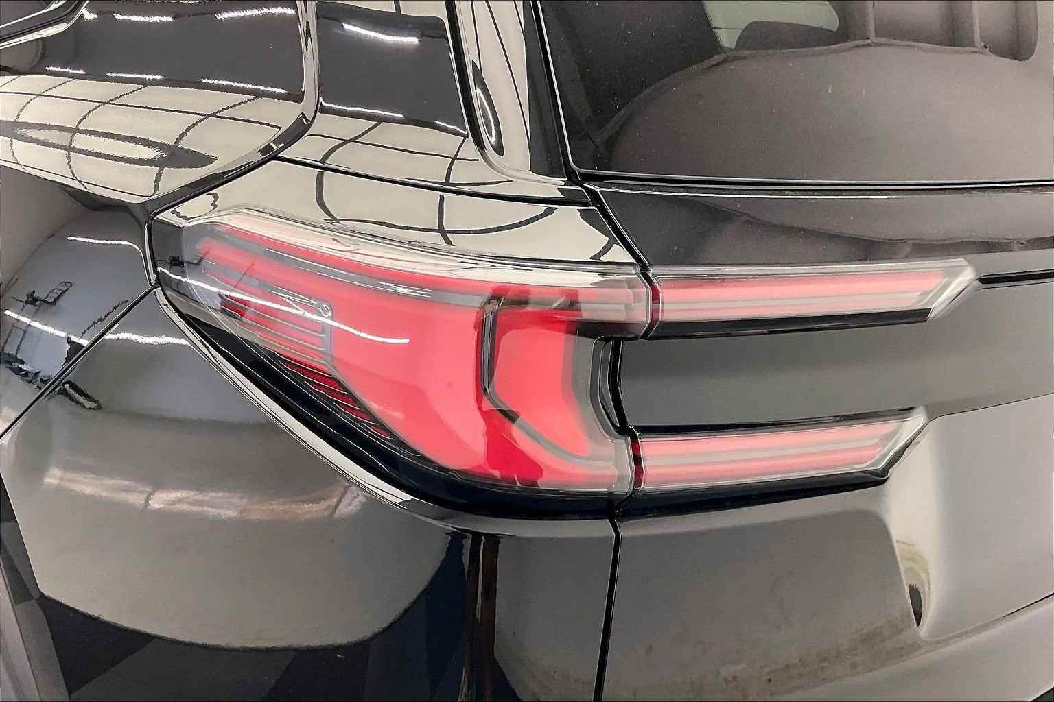 New 2026 Ebony Twilight Metallic GMC AWD AT4 image 16