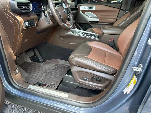 Used 2021 Blue Ford King Ranch image 9
