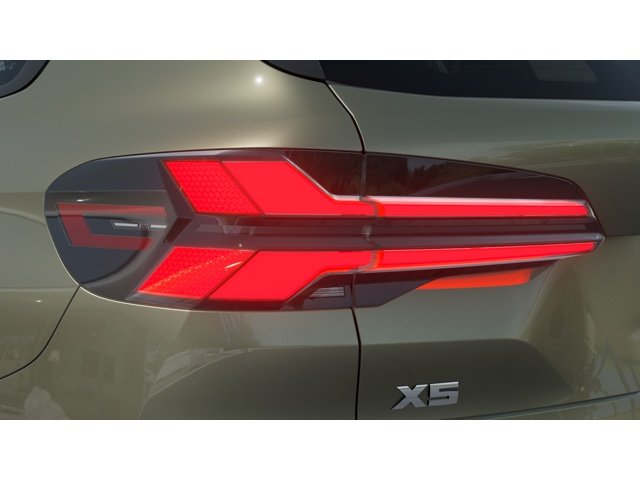 New 2026 C3D/Manhattan G BMW M60i image 8