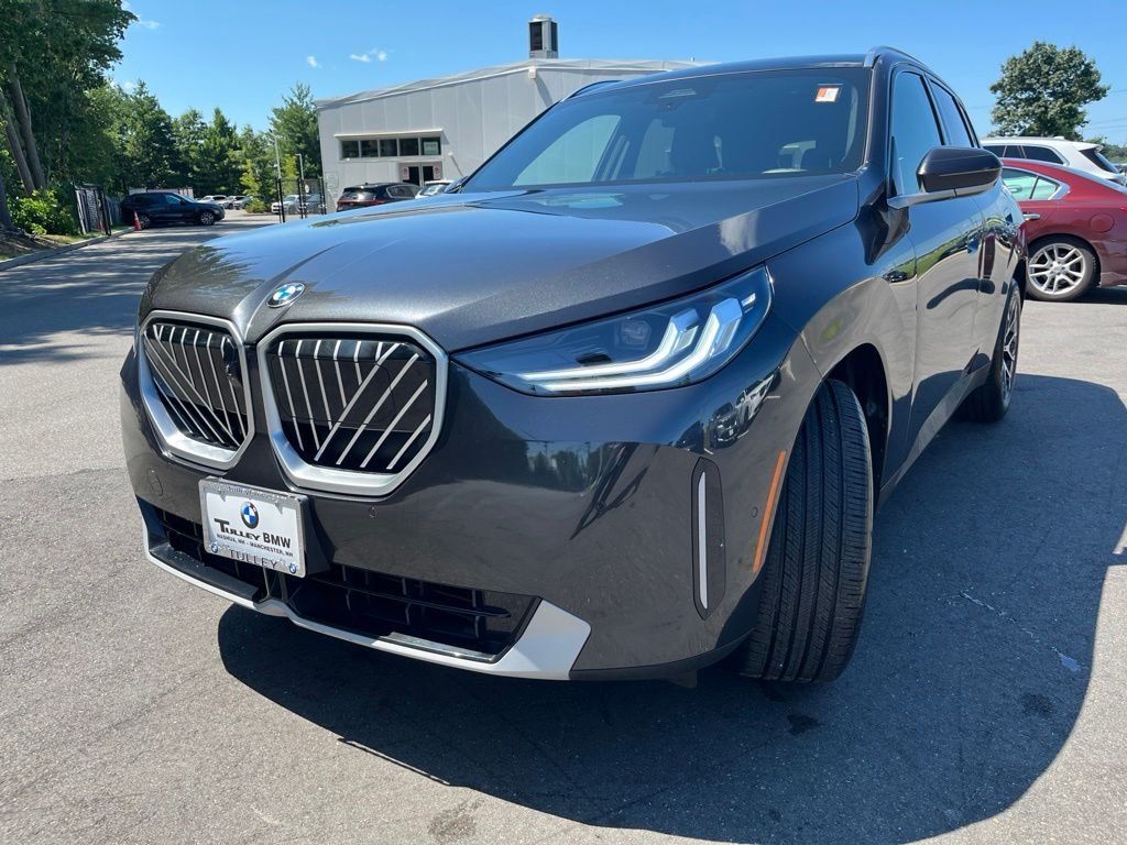 Used 2026 Dark Graphite Metallic BMW 30 xDrive image 3