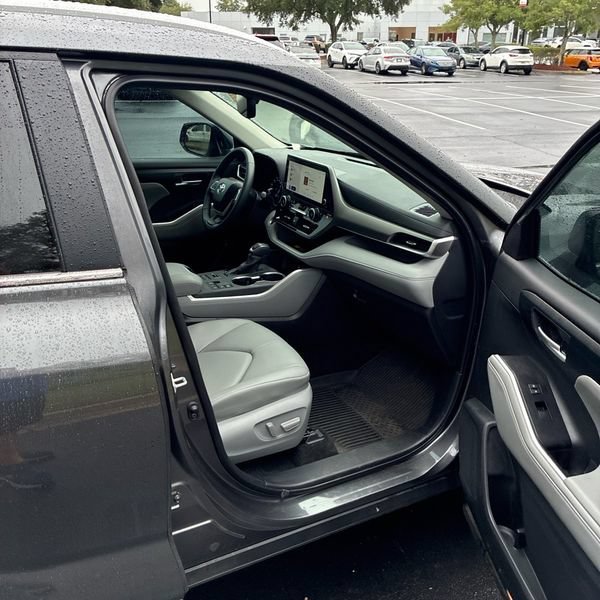 Certified Used 2025 Magnetic Gray Metallic Toyota XLE image 13
