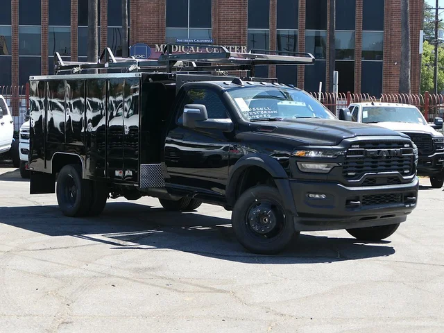 2025 RAM 5500 Chassis Tradesman/Big Horn