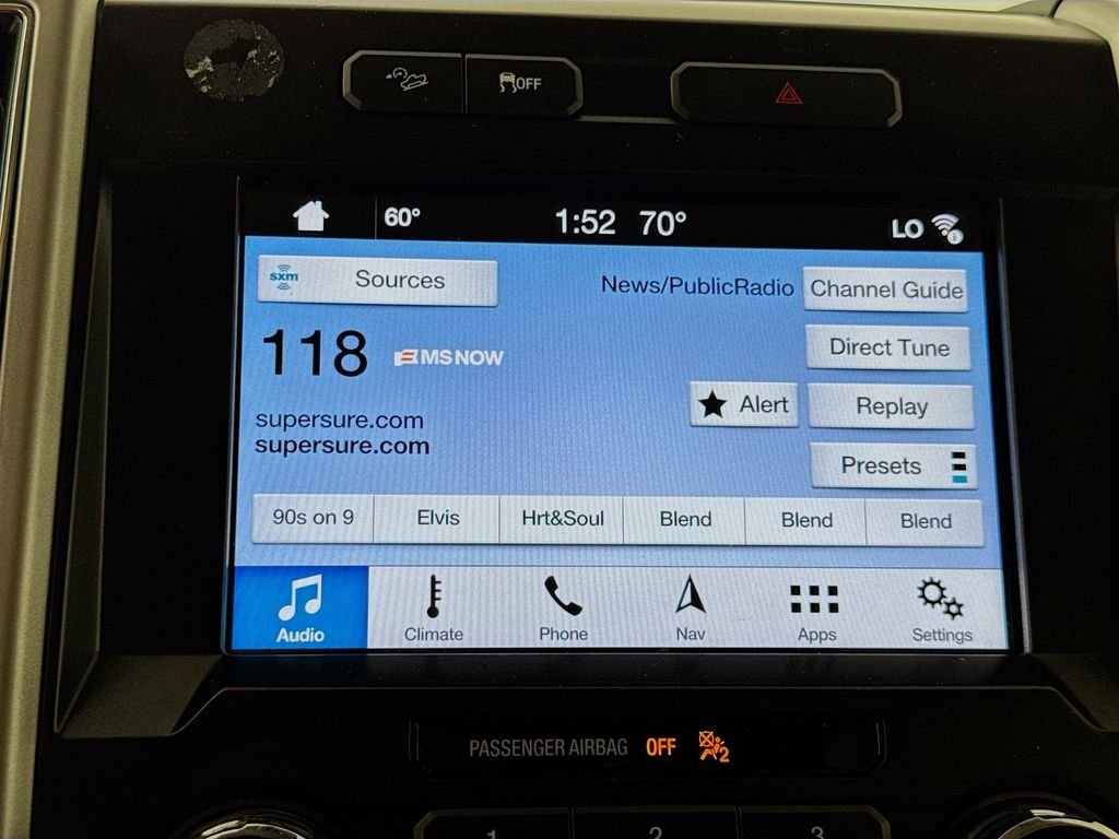 Used 2017 Oxford White Ford Lariat image 19