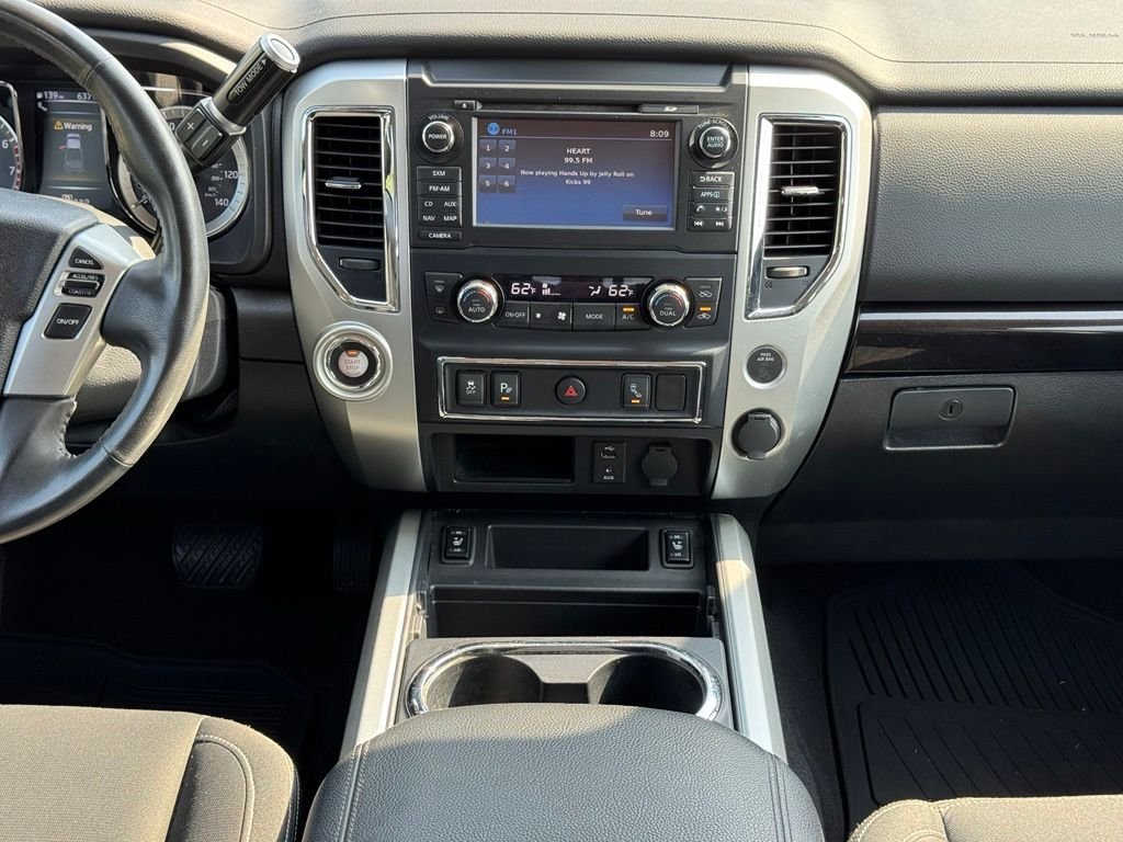 Used 2018 White Nissan SV image 27