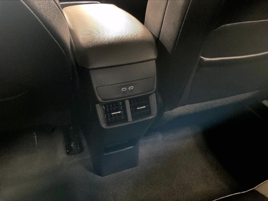 Used 2025 White Chevrolet LT image 27