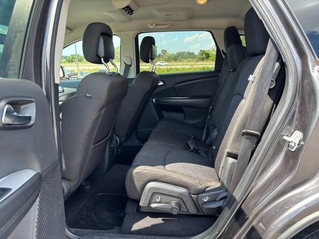 Used 2019 Gray Dodge SE image 11