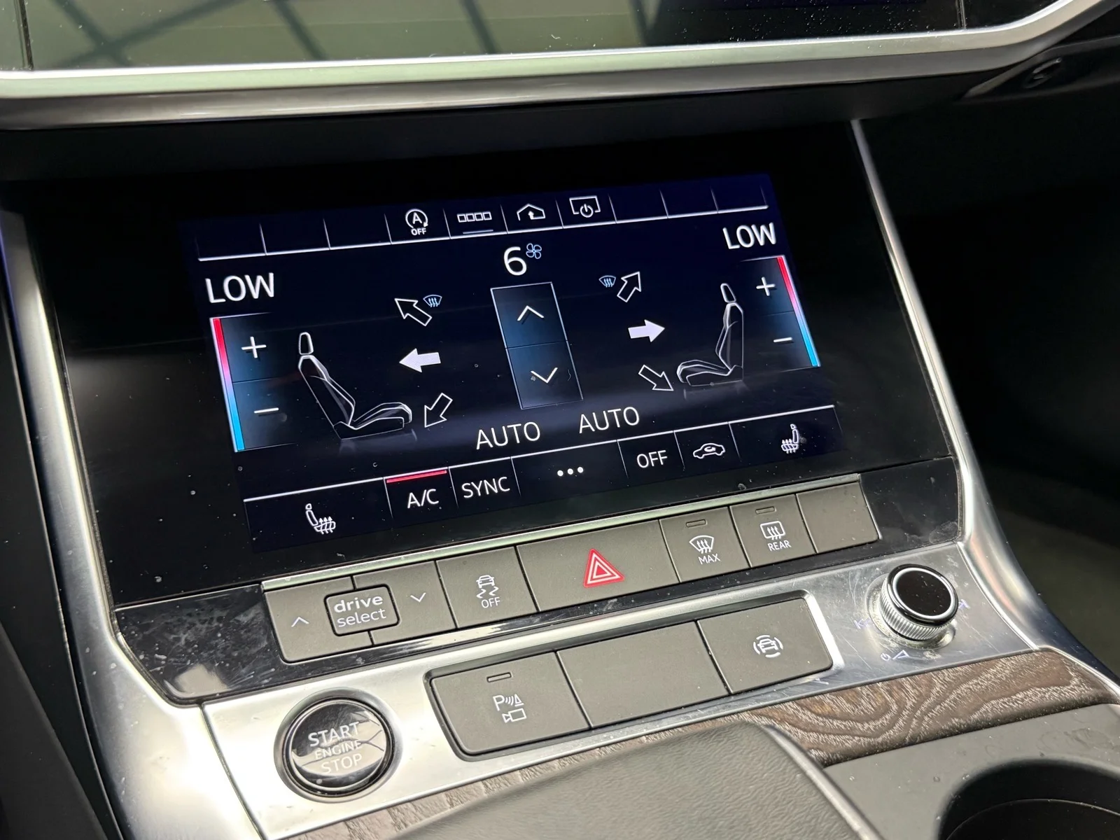 Used 2023 Manhattan Gray Metallic (h1h1) Audi quattro Premium 45 TFSI image 17