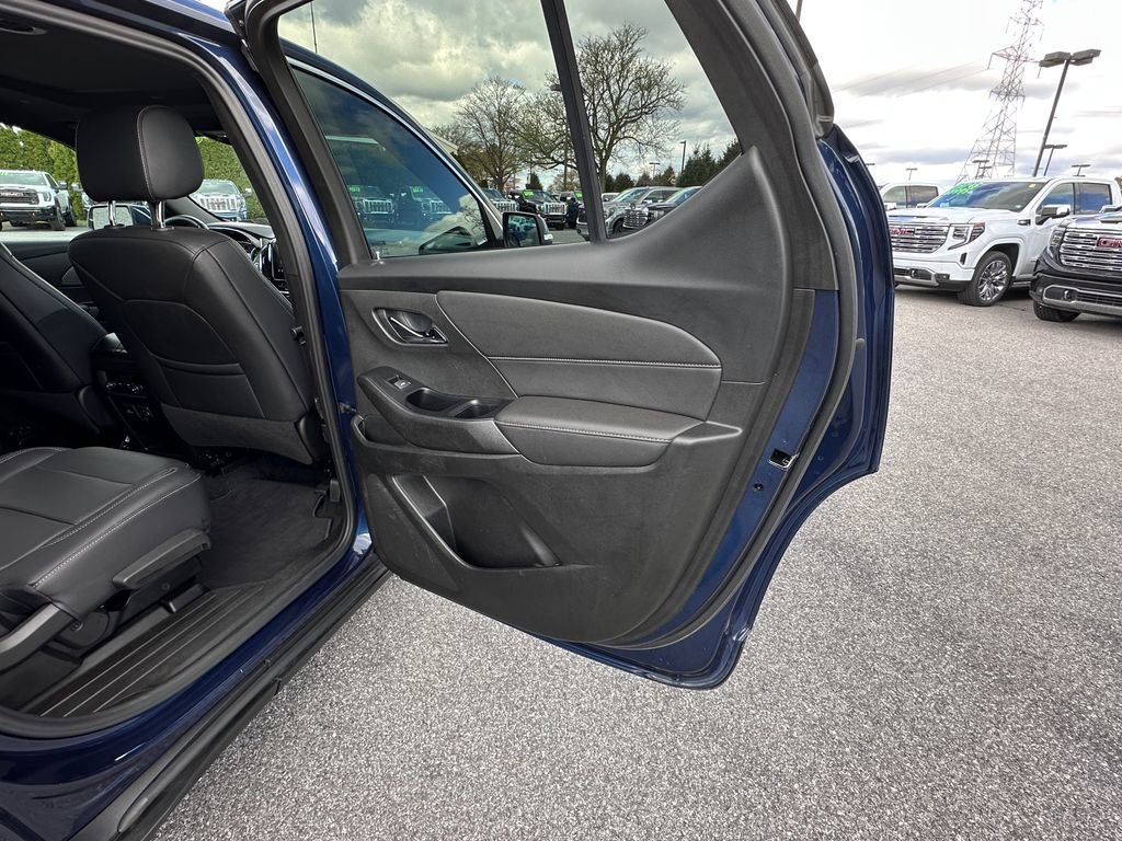 Used 2023 Northsky Blue Metallic Chevrolet LT Leather image 18