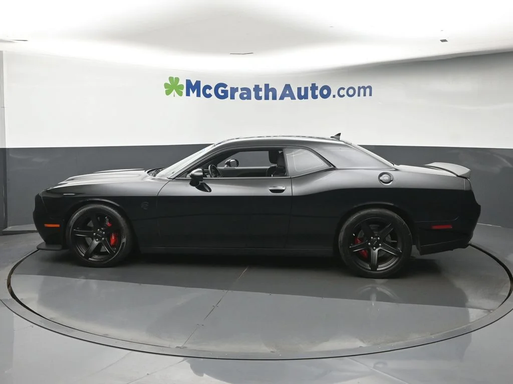 Used 2019 Black Dodge SRT Hellcat Redeye image 23