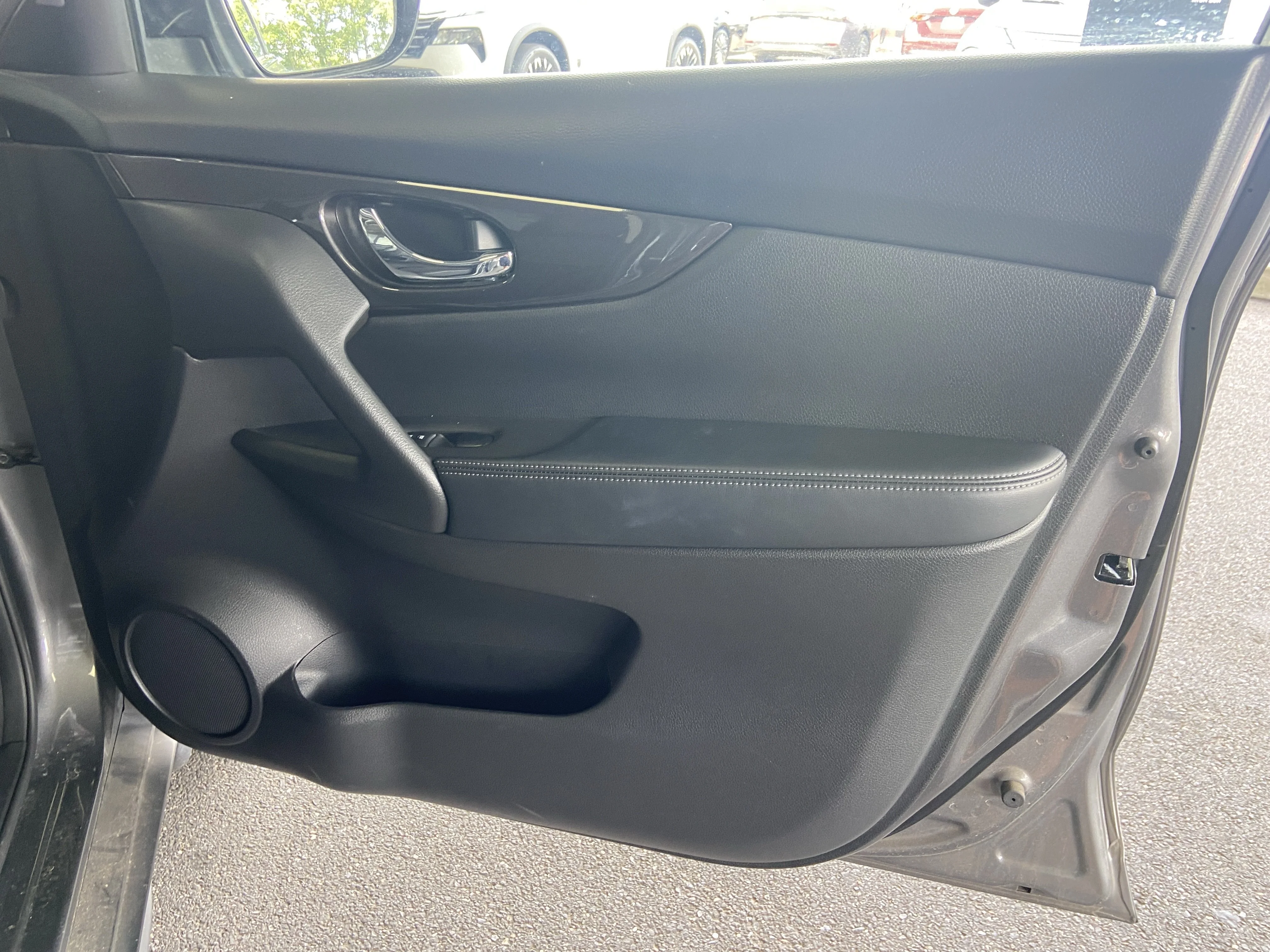 Used 2019 Gun Metallic Nissan SV image 29