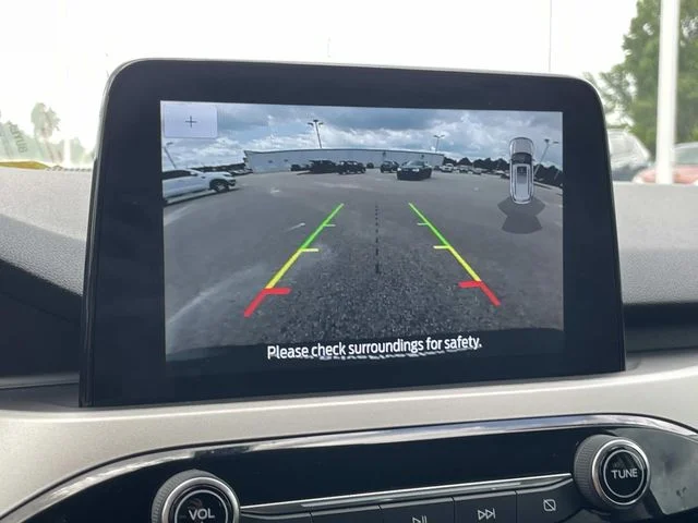 Used 2021 Gray Ford SEL image 26