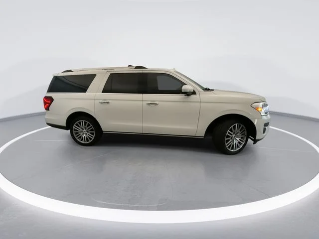 Used 2022 White Ford Limited image 6