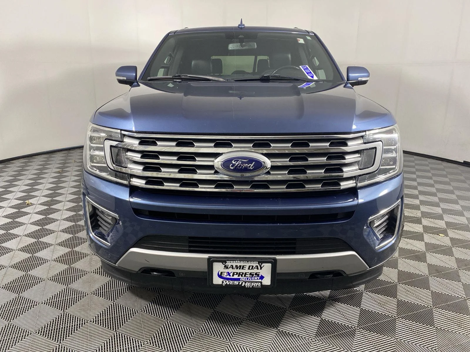 Used 2018 Blue Ford Limited image 2