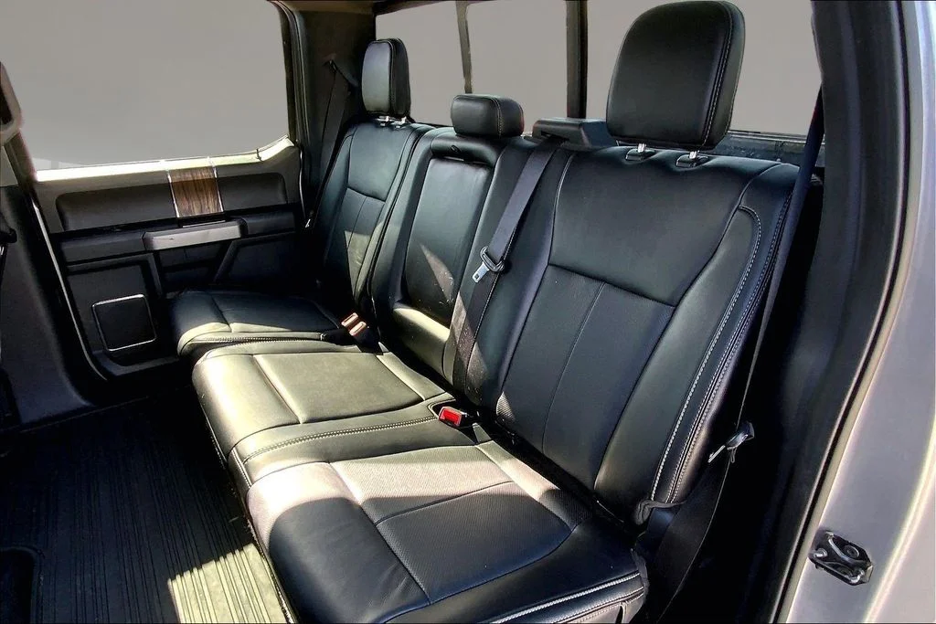 Used 2020 Silver Metallic Ford Lariat image 26