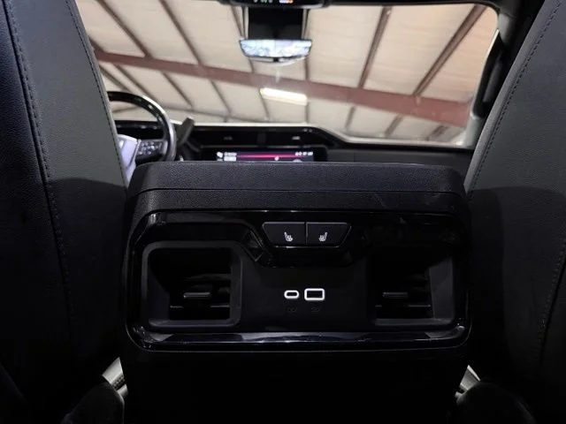 Used 2024 Silver GMC AT4 image 33