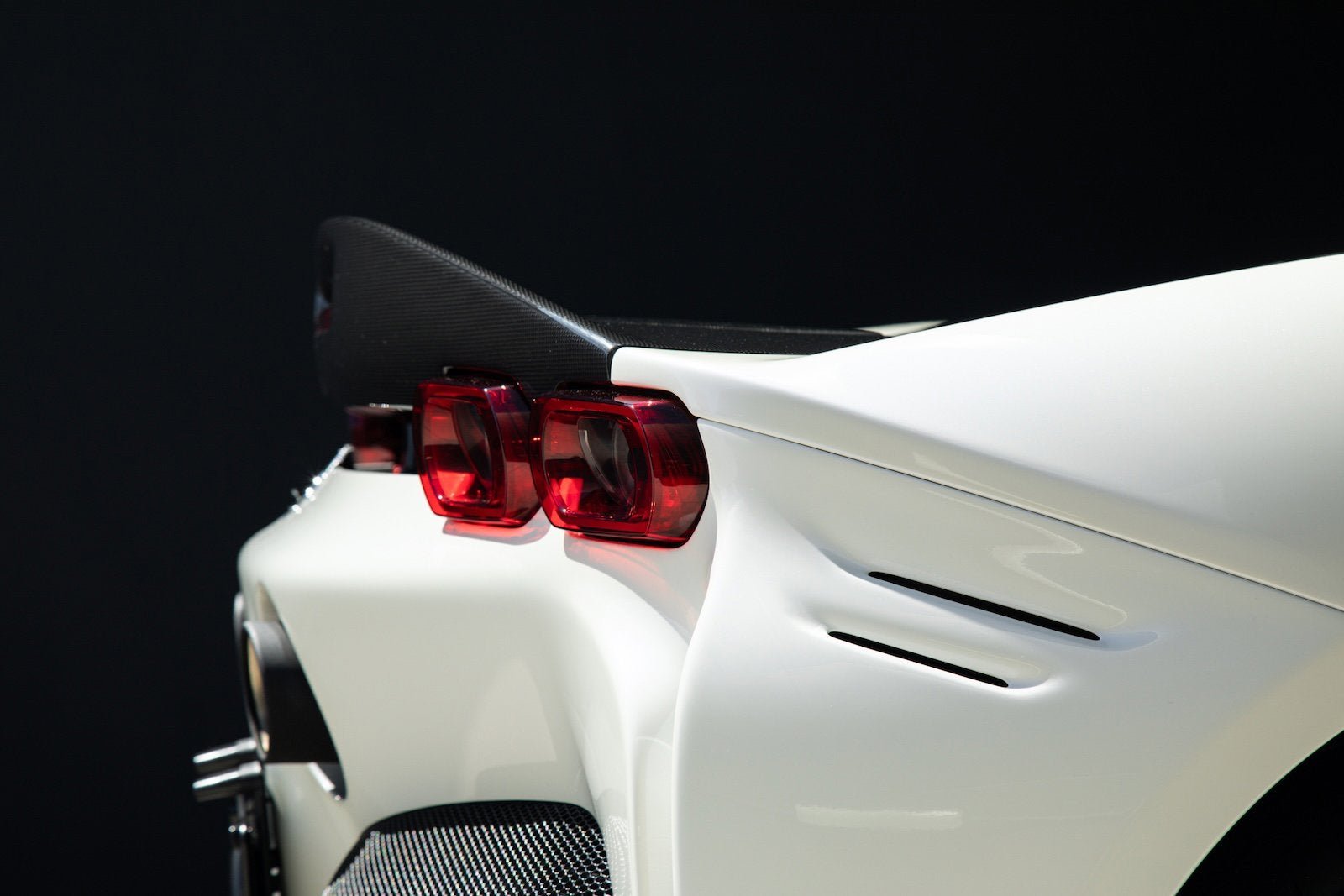 Certified Used 2024 Bianco Birdcage Ferrari  image 20